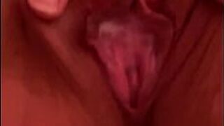 Великолепные раздвинутые половые губы и половые губы с вытекающими соками - порно видео