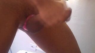 Дрочу с кольцом члена - порно видео