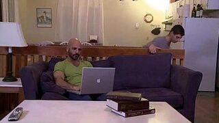 Лучший друг его сына - фильм целиком - порно видео