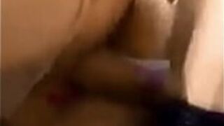 Позволь мне заплатить тебе за поездку, чувак, не пачкай меня, кончи внутрь, пожалуйста - порно видео